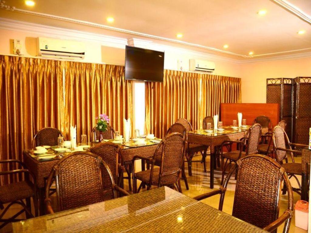 Real Link Hotel Янгон Екстер'єр фото